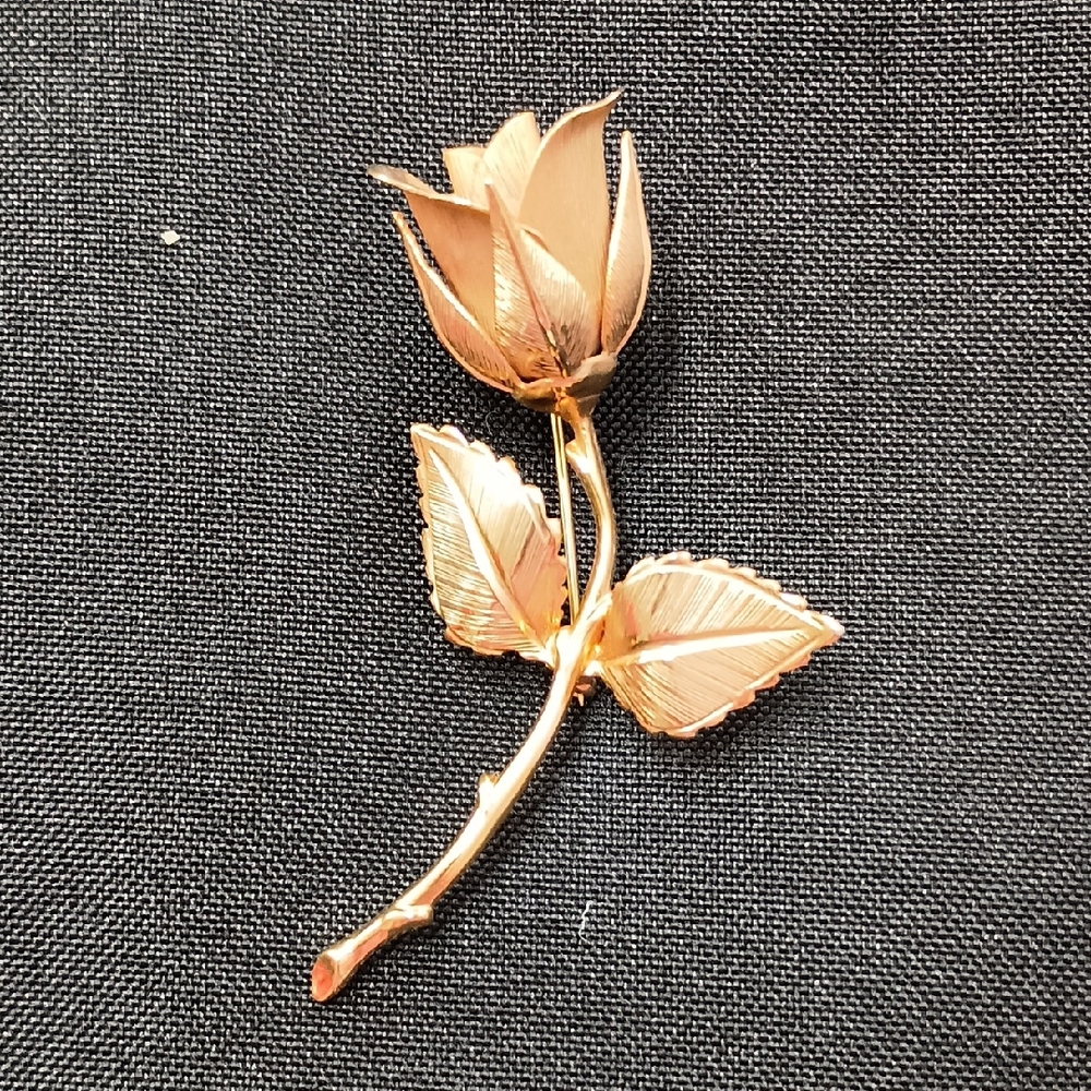 VTG Elegant Gold Rose Brooch